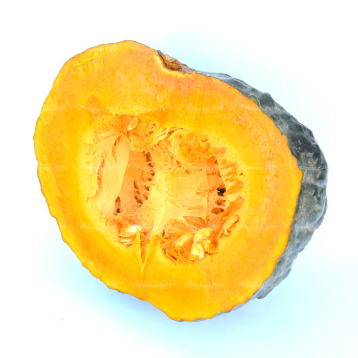 Abóbora cabotiá orgânica (Pedaço de 900 g)